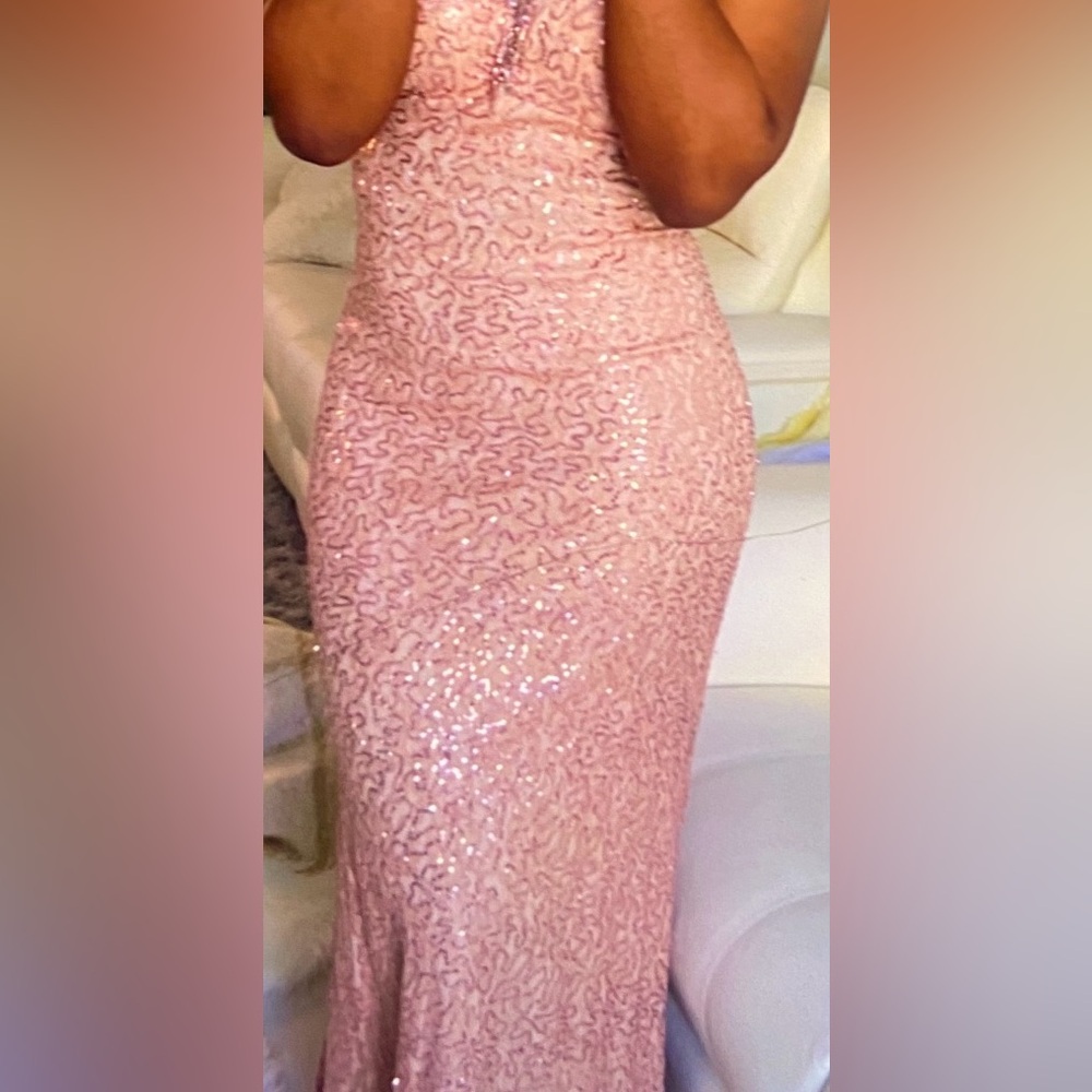 Elegant Pink Sequin Skirt